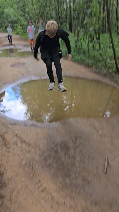 прыжок в длину 240 | #лужи #грязь - YouTube