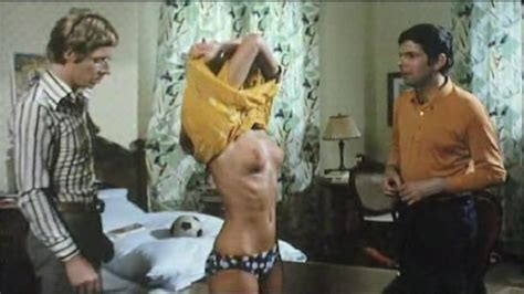 Naked Sharon Shira in Schlüsselloch Report