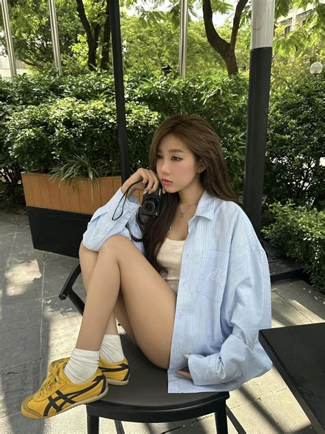 Ảnh tiktoker Khánh Linh bikini nóng bỏng cực khiêu gợi