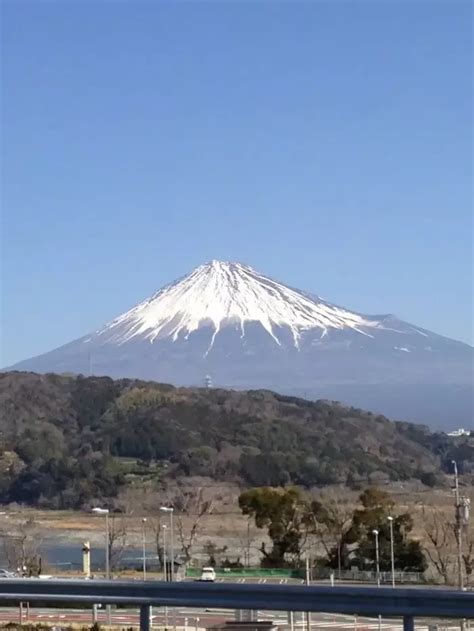 Mt Fuji in April: A Breathtaking Springtime Journey to Japan's Iconic ...