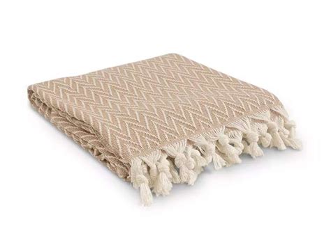 Купить плед в Москве по цене от 1 290 руб.