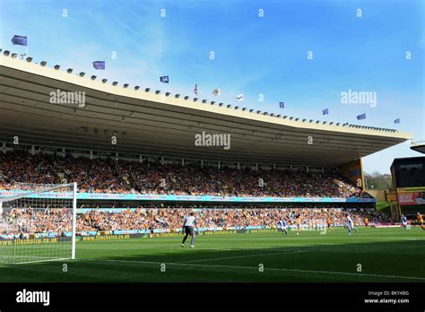 Wolverhampton Wanderers Football Club Molineux Stadium Stock Photo - Alamy