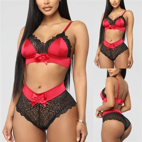 Dames Sexy Temptation Lingerie Soutien gorge en dentelle Dentelle Sling Sous vêtements deux