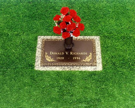 Why There Are No Public Markers Or Headstones For The Dylan Klebold Grave To Prevent Unwanted Attention 1