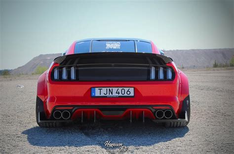 Диски Rennen пневма Air Lift и обвес Trufiber на Ford Mustang Gt