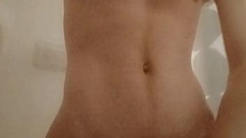 Tan Cachonda Que Tuve Que Correrme En La Ducha Xvideos