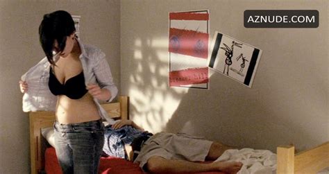 ROBIN WACHSBERGER Nude AZNude