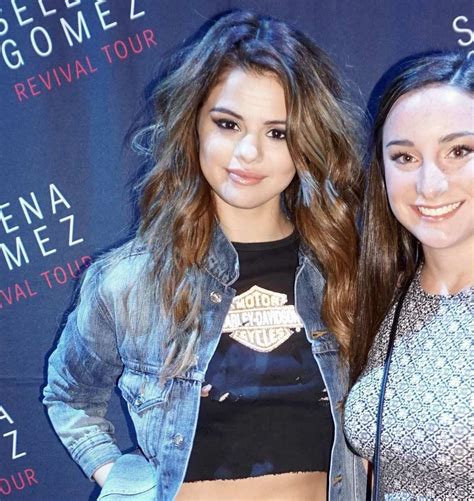 Selena Gomez Nip Slip At Revival Tour Meet Greet Hot Celebs Home