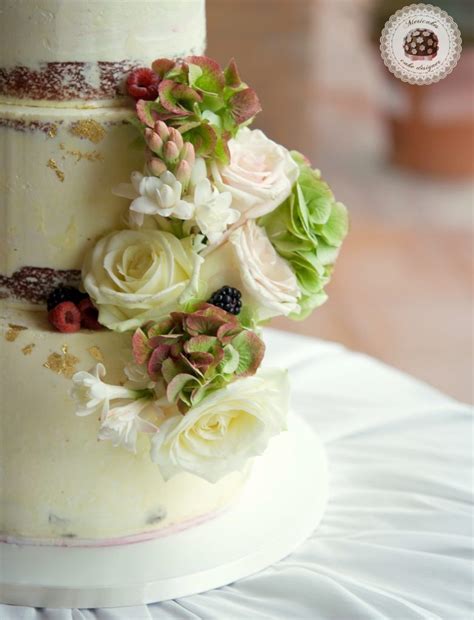 Semi Naked Flowers Cake Mericakes Cake Designer