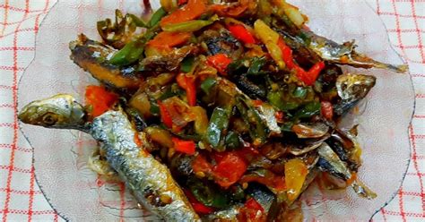 Resep Ikan Dencis Cabe Hijau Oleh Wina Rubiyanto Cookpad