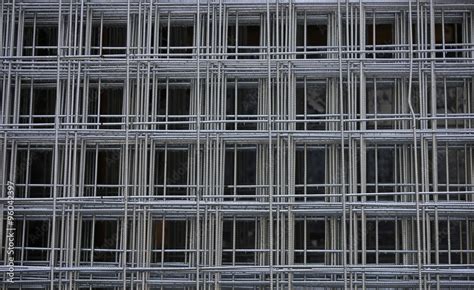 Concrete Wire Mesh. Concrete wire mesh for casting concrete in a house ...