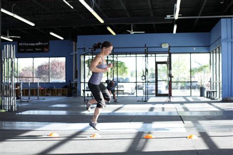 Single-Leg Hop Progression Exercise Guide and Video