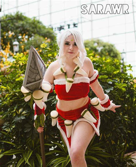 Sarawr as Nidalee Snow Bunny : r/cosplaygirls
