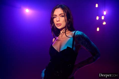 April Olsen Insanely Hot Fucked Deep In Her Beautiful Ass Deeper Picture