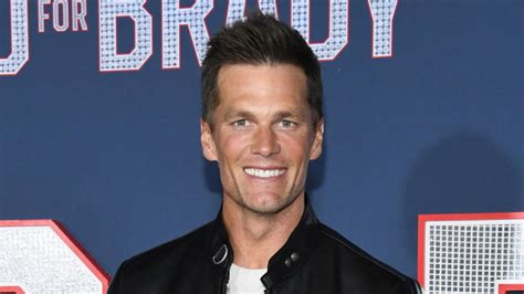 Tom Brady Touts Nfl Broadcasting Debut At Fox Upfront Lets F Ing Go