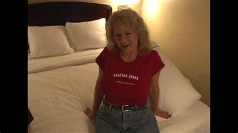 Fan Fucks Milf Robin And Squirts Cum On Her Face 1st Half Mp4 Who Is Fucking My Hottie Wife