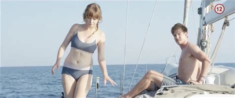 Nude Video Celebs Jenovefa Bokova Sexy Do Vetru