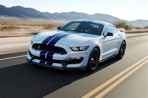 2016 Ford Mustang Gt350 2016 Ford Mustang Shelby Gt350 Is Pure Madness