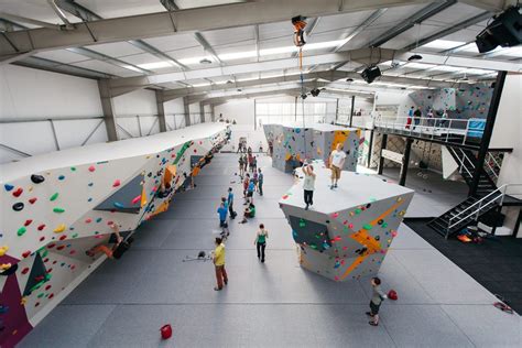 Gallery - Oakwood Climbing Centre - Bouldering, Climbing, Kids Parties ...