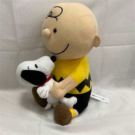 Hallmark Peanuts Charlie Brown And Snoopy Hugging Plush 500x250s