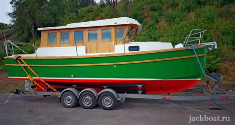 Водоизмещающие катера