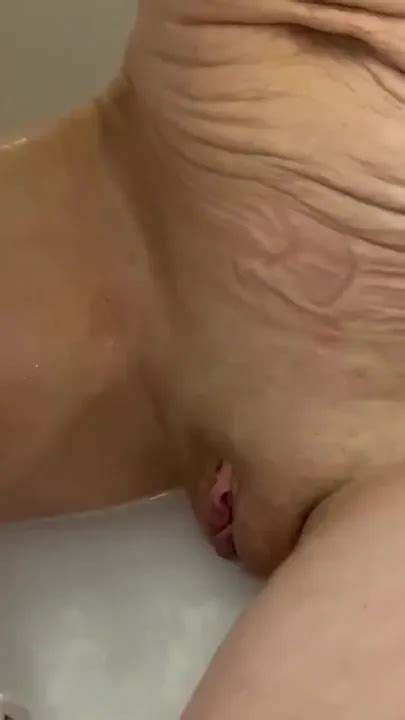 I Shave My Pussy In The Bath Amateur Amateur Porn Feat Angel Sky69 By FapHouse XHamster