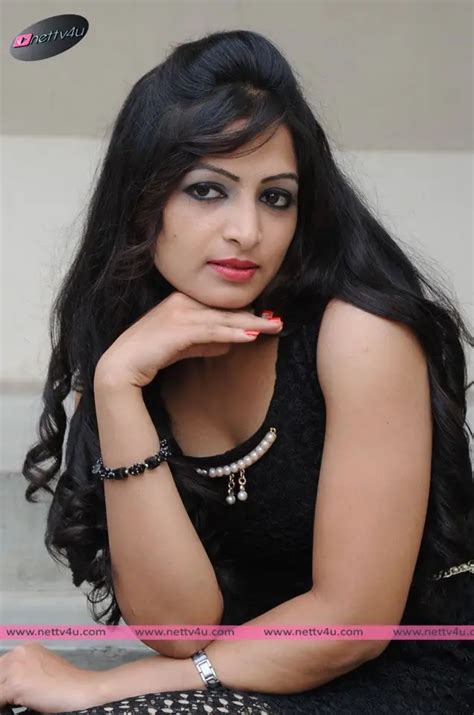 Telugu Actress Priya Vasista Hot Photo Gallery Galleries HD
