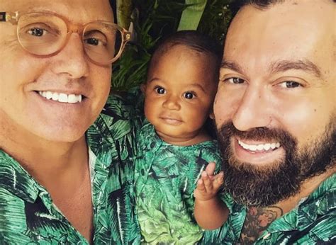 Dia Dos Pais Casal Gay Que Adotou Beb Abandonado Na Bahia Celebra Sonho Realizado Revista