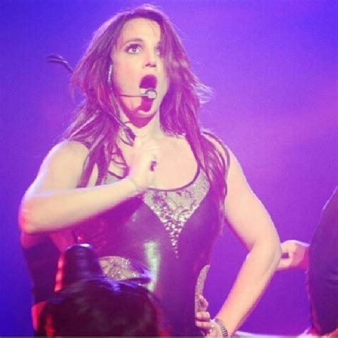 Britney Back To Brunette Thecount