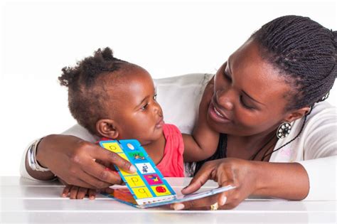 O p tits Mômes recrute un Enseignant préscolaire Education SN