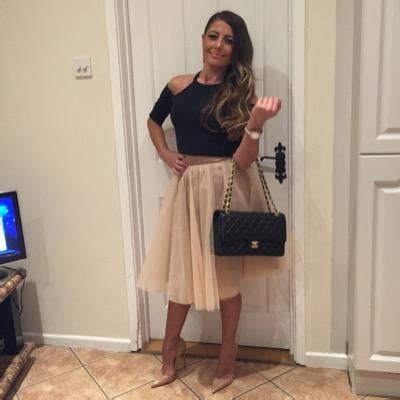 Hot Sexy Julie Griffin Bikini Pics