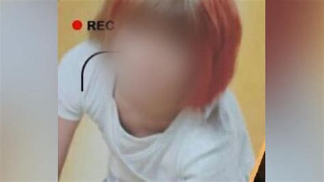 Über mehrere Jahre Vater bezahlt jährige Stieftochter für Sex