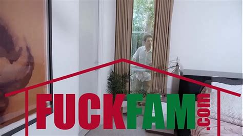 Bikini Falls Off Search Xnxx