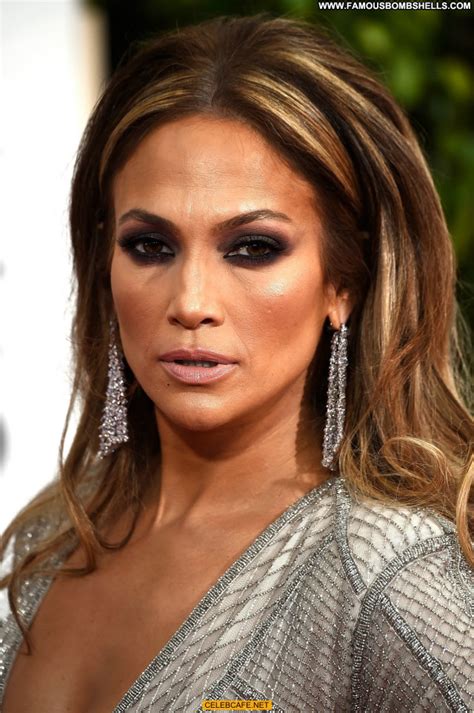 Jennifer Lopez Nude Sexy Scene Awards Posing Hot Nude Scene Famous And Uncensored