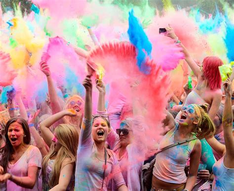 What To Wear On Holi Explore Trending Holi Outfits