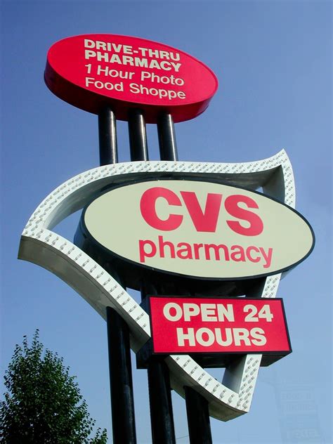 CVS Pharmacy - Sign Restoration | CVS Pharmacy 6417 W Higgin… | Flickr