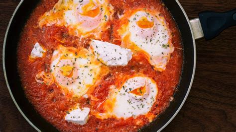 Huevos Al Horno Con Queso Parmesano