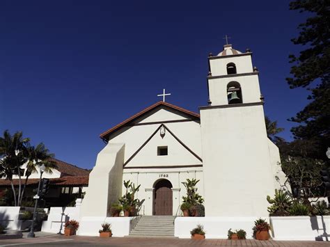 The Centauride: Mission San Buenaventura, Father Serra's final dedication