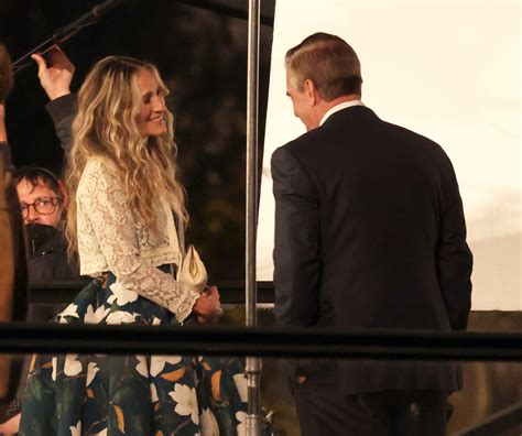 Carrie Big Return To PARIS In New Sex And The City Revival Pics Perez Hilton