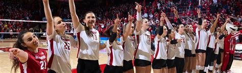 New Volleyball Season Ticket Holders | BadgerSelect.com - Wisconsin Athletics