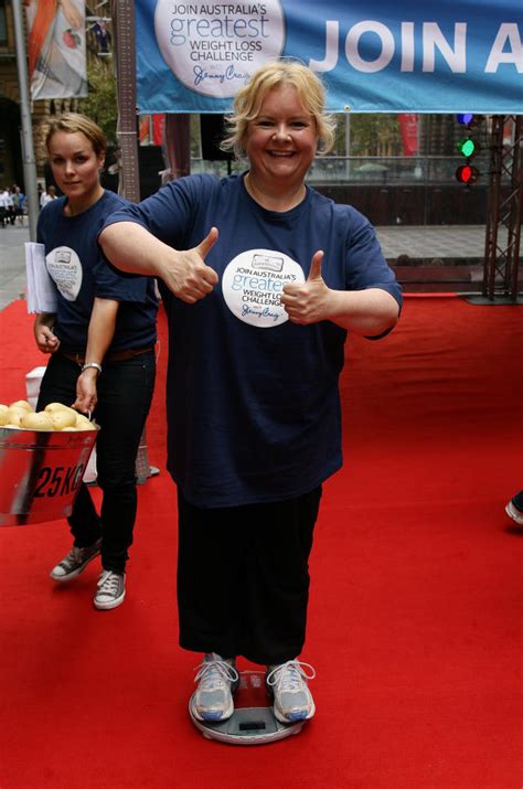 Hot Sexy Magda Szubanski Bikini Pics