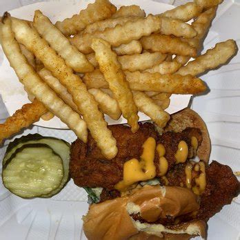 DAVES HOT CHICKEN Updated June Photos Reviews Tassajara Rd Dublin