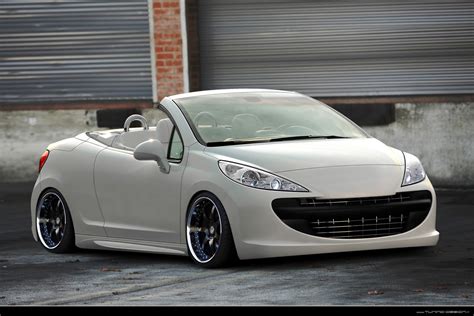 Peugeot 207 - Autemo digital tuning (wallpapers)