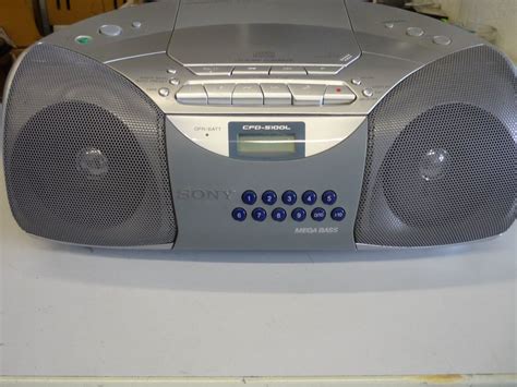 Sony CFD S 100L Radio Kassettenrecorder CD Mega Bass Kaufen Auf Ricardo