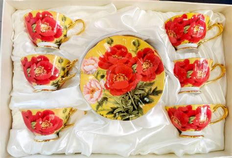 Чаши и Комплекти за кафе и чай - Костен порцелан | Съдове, Сервизи ...