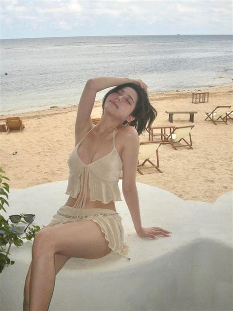 Hai Hot Girl T P H A Khoe Lo T Nh N Ng B Ng Ng Y H Titanic N I M I Th C Chia S