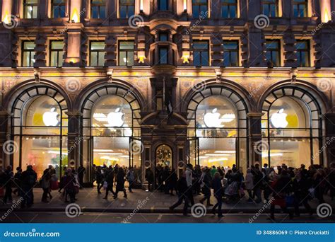 Apple Store In London Editorial Stock Image Image Of Light 34886069