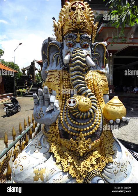 Hindu Elephant God Hi Res Stock Photography And Images Alamy