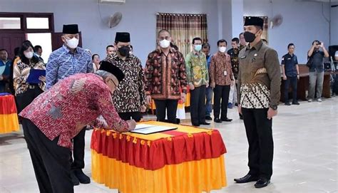 Pejabat Administrator Dan Pengawas Bawaslu Nias Selatan Resmi Dilantik