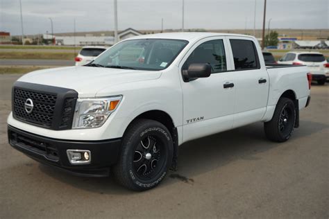 New 2018 Nissan Titan S Crew Cab Upgraded Tires And Rims Back Up